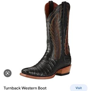 Turnback western boot by Arita.  Men’s size 7.  Brand new never worn.